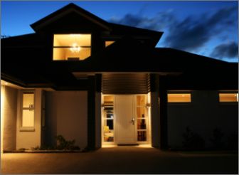 外壁塗装・外構工事で住まいの印象を一新の写真